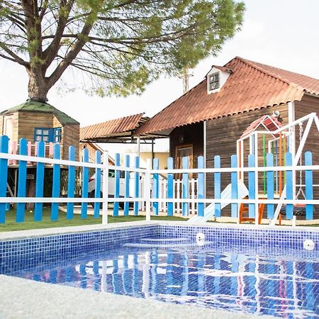 Bungalow Perotonar Ideal Para Familia Con Ninos 라 푸엘블라 데 카사야 외부 사진